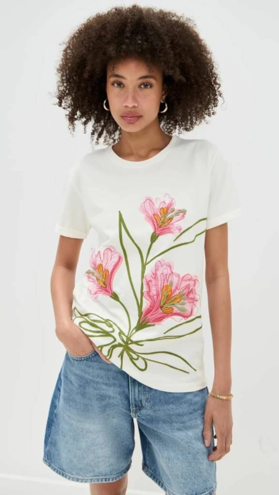 AGUA BENDITA Women's Gea 2 Chroma Graphic Tee | Stylish Printed Short Sleeve T-Shirt