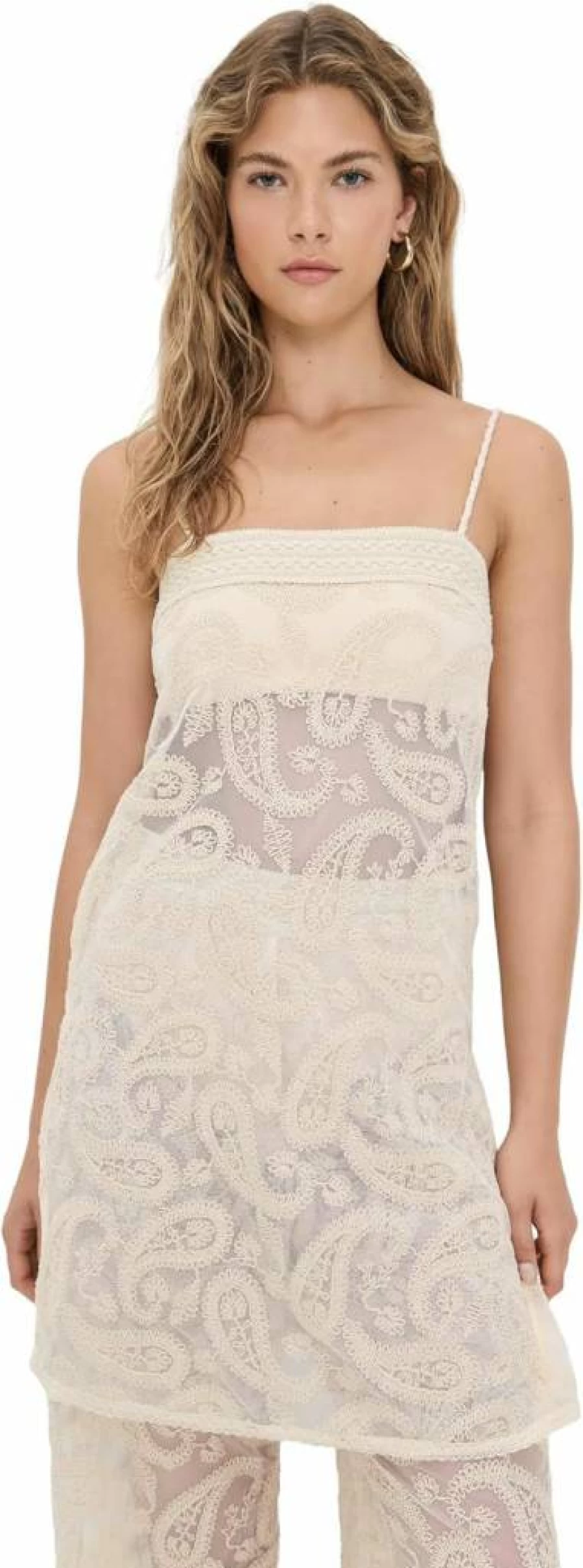 Dress To Women's Elegant Lace Tunic Top - Stylish Floral Embroidered Blouse for Casual Wear