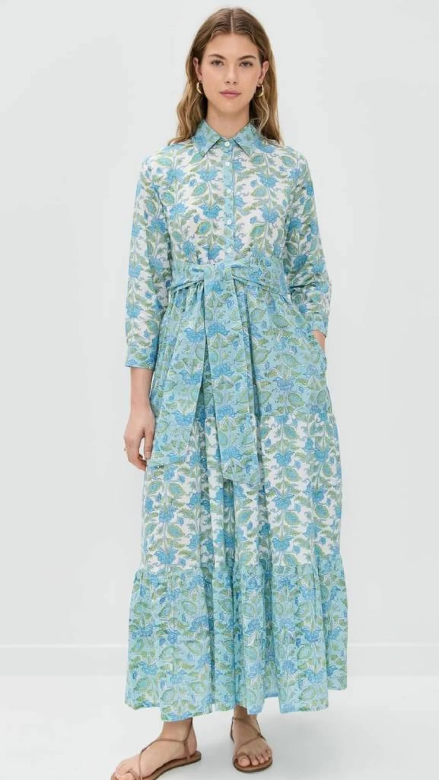 Guadalupe Design Women's Sonnia Dress - Elegant Flowy Dress for Women, Casual Summer Dress with V-Neck and Floral Print