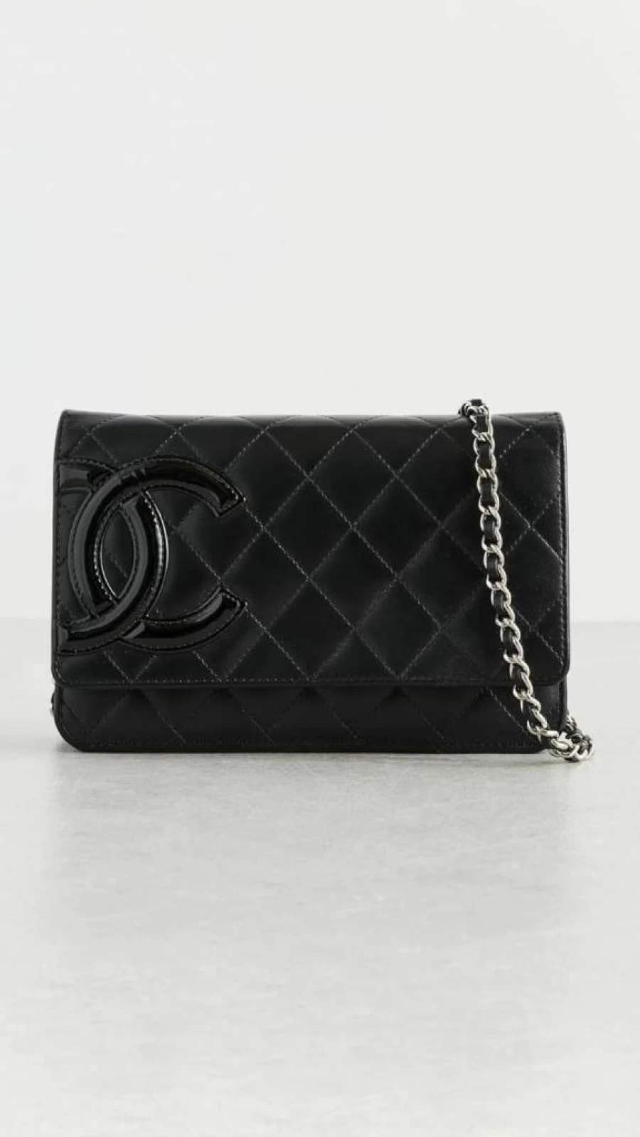 CHANEL Lambskin Leather Chain Wallet for Women - Vintage Pre-Loved Luxury Handbag