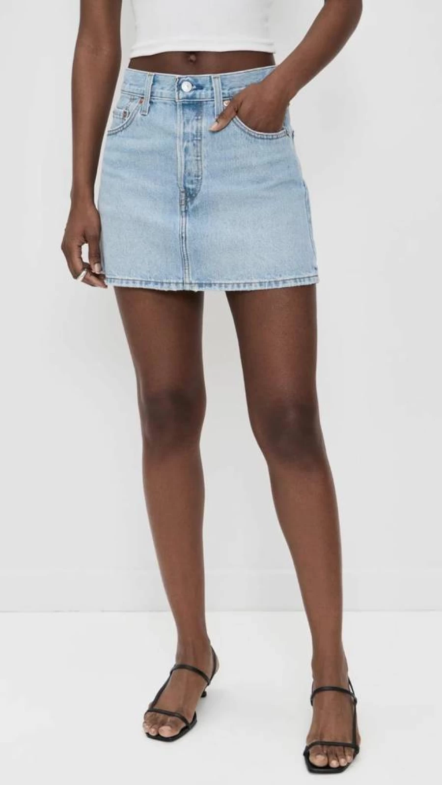 Levi's Women's Icon Denim Skirt - Classic Fit Stylish A-Line Design