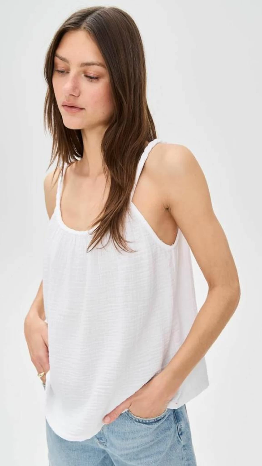 XIRENA Women's Brandi Tank Top - Stylish Casual Sleeveless Shirt for Women