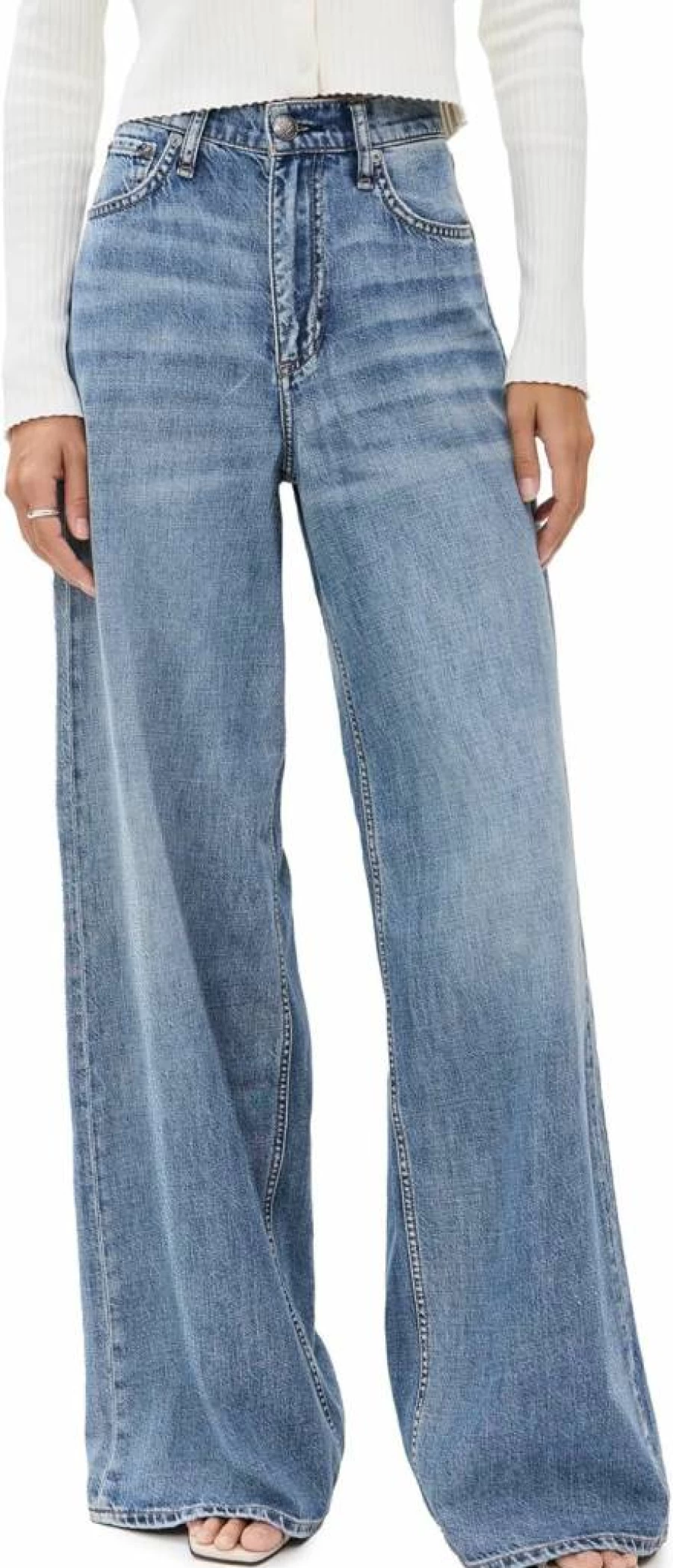 Rag & Bone Women's Sofie High-Rise Wide-Leg Jeans - Featherweight Denim for Comfort & Style