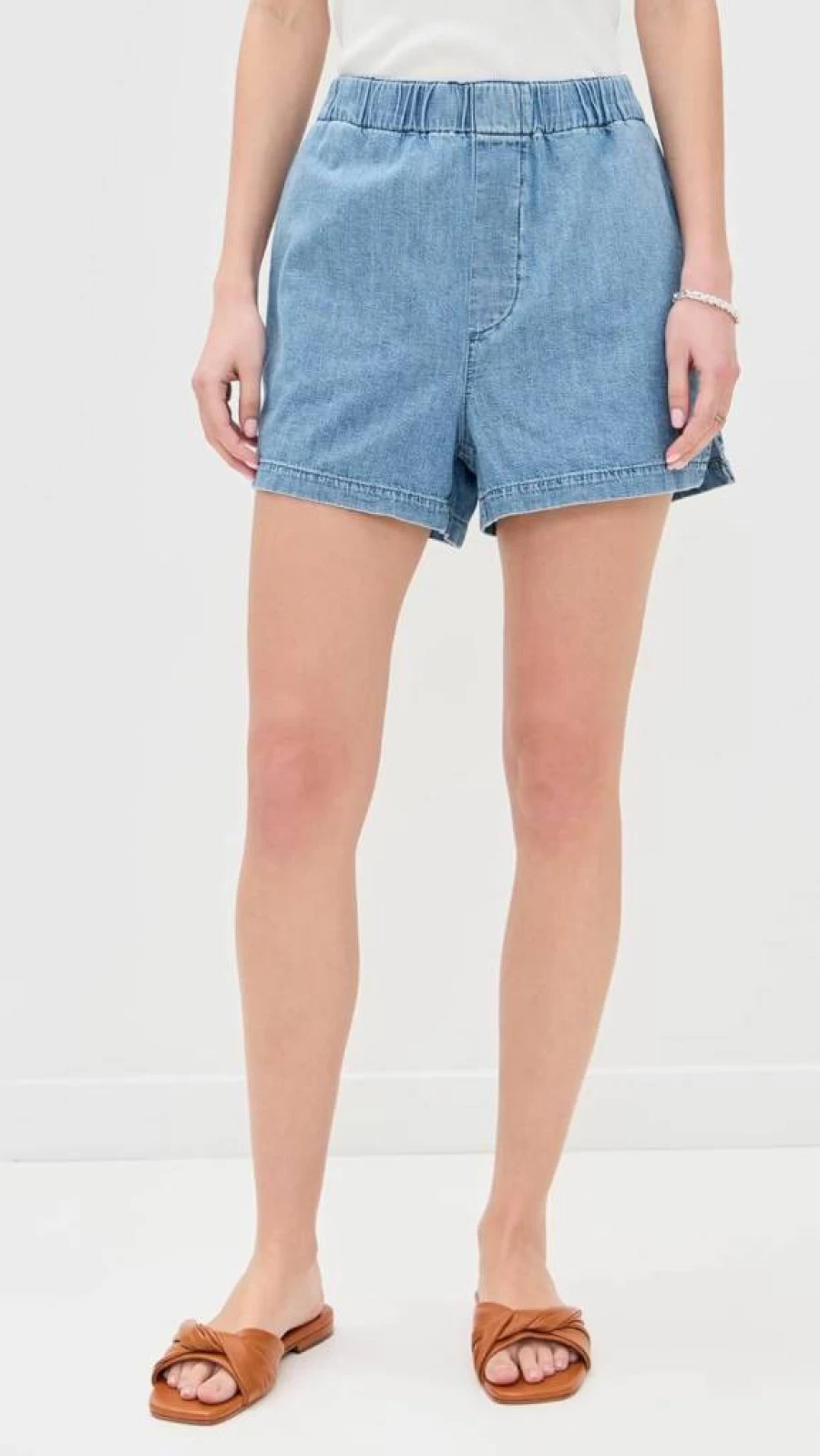 Madewell Women's Marnie Wash Denim Pull-On Shorts | Comfortable Stretch Shorts for Women