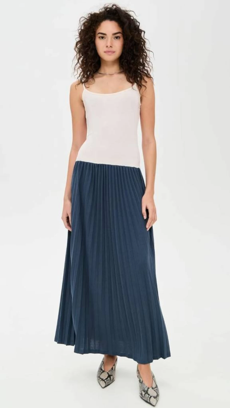 Lioness Women's Renaissance Maxi Dress - Elegant Vintage Long Boho Dress for Women