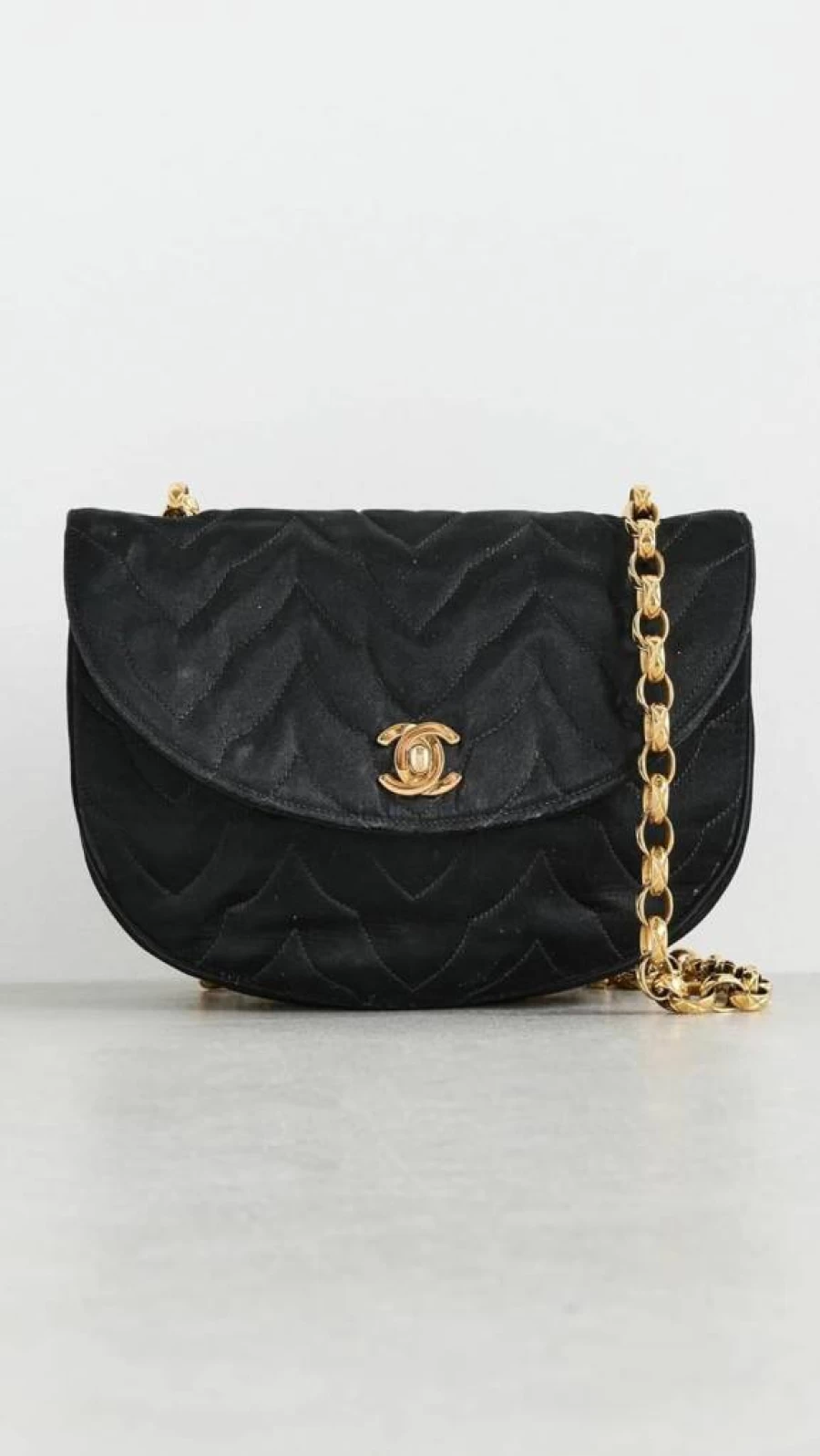 Chanel Vintage Satin Chain Shoulder Bag for Women - Pre-Owned Luxury Handbag